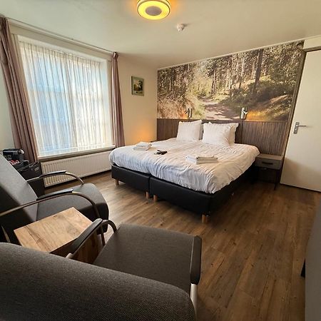 Hotel Bij Hen Op Ameland à Hollum  Extérieur photo