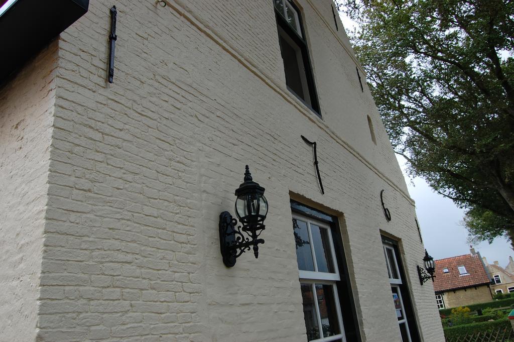 Hotel Bij Hen Op Ameland à Hollum  Extérieur photo